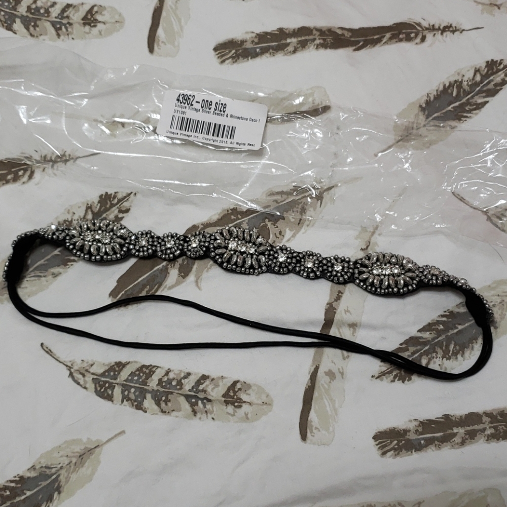 COPY - NWOT Unique Vintage Silver beaded headpiece